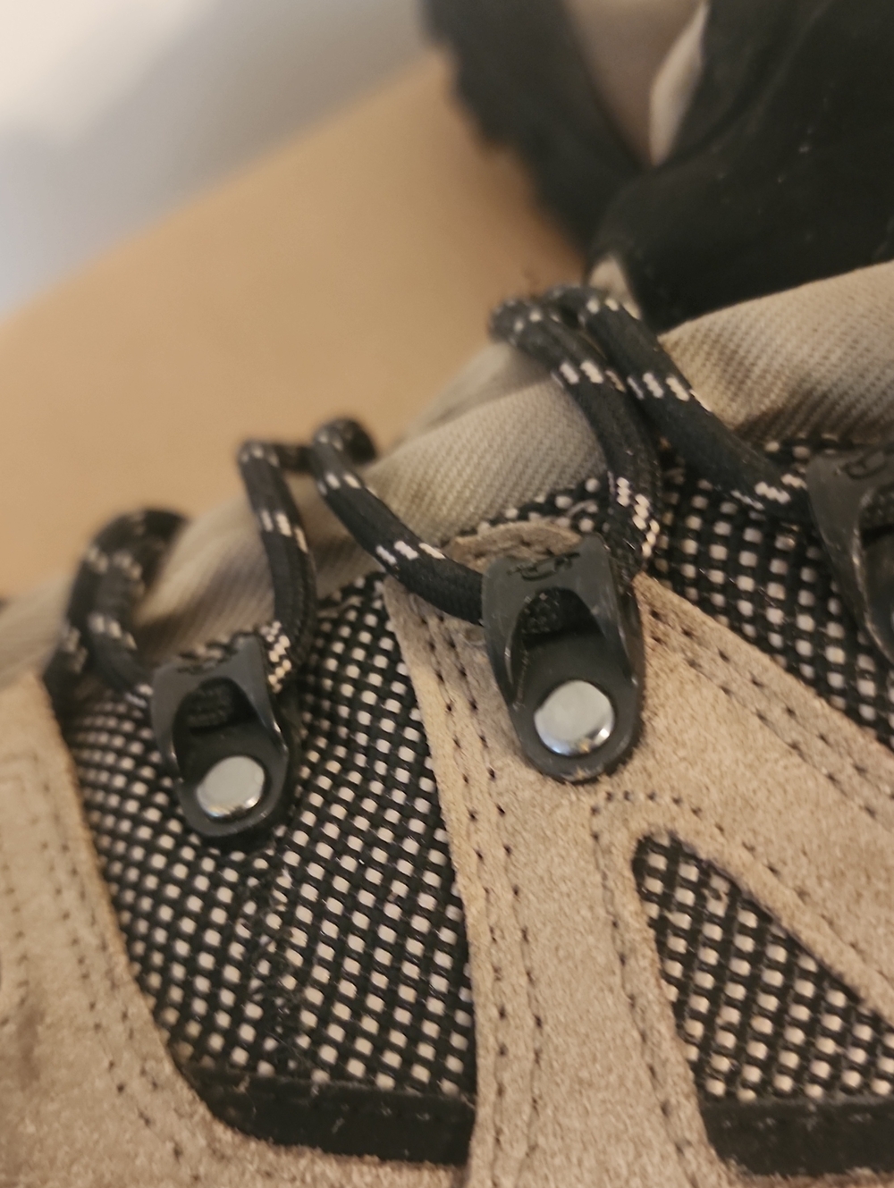 Salomon Men's Hiking Boots - Picture 7 of 11